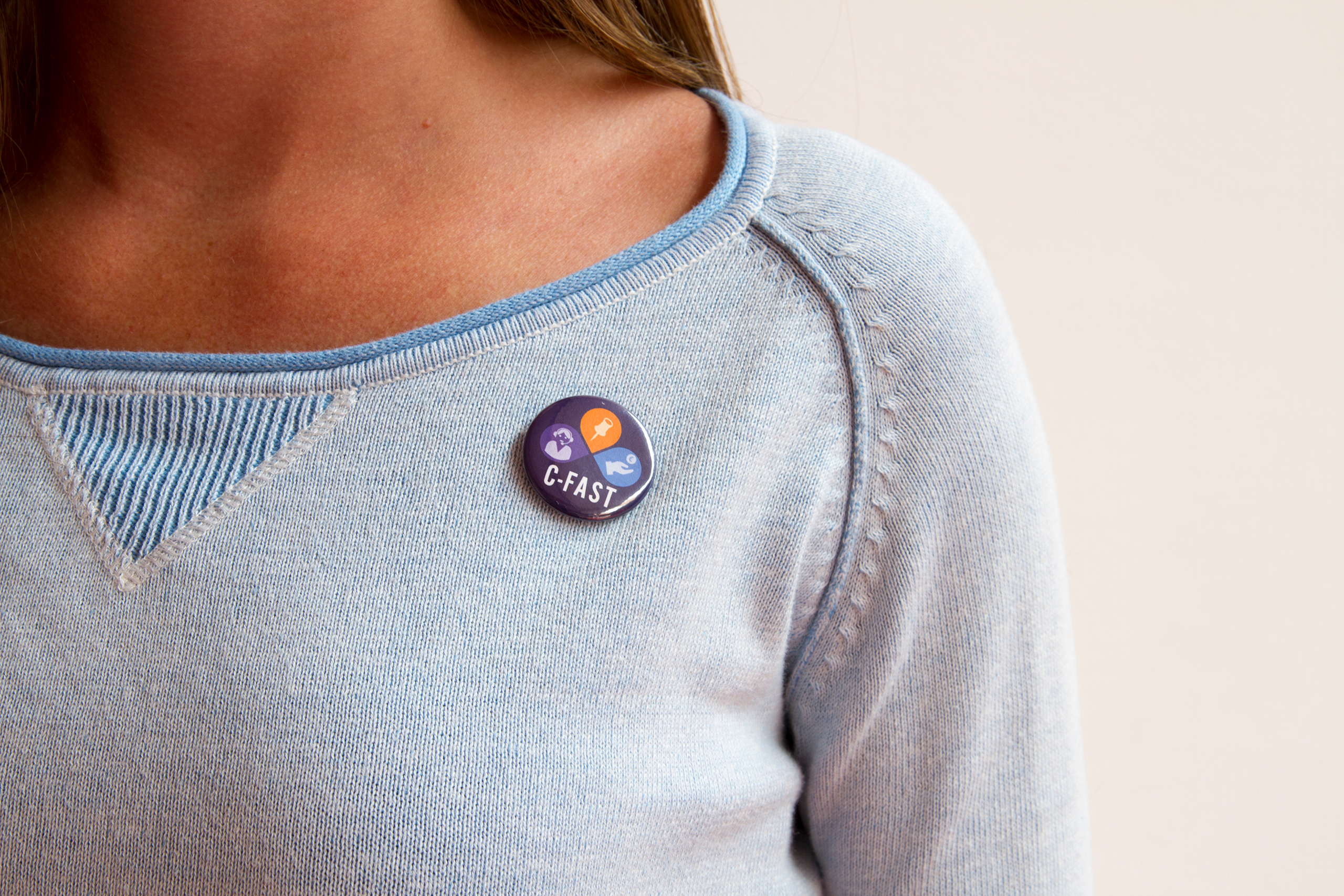 Button Cefora C-fast épinglé