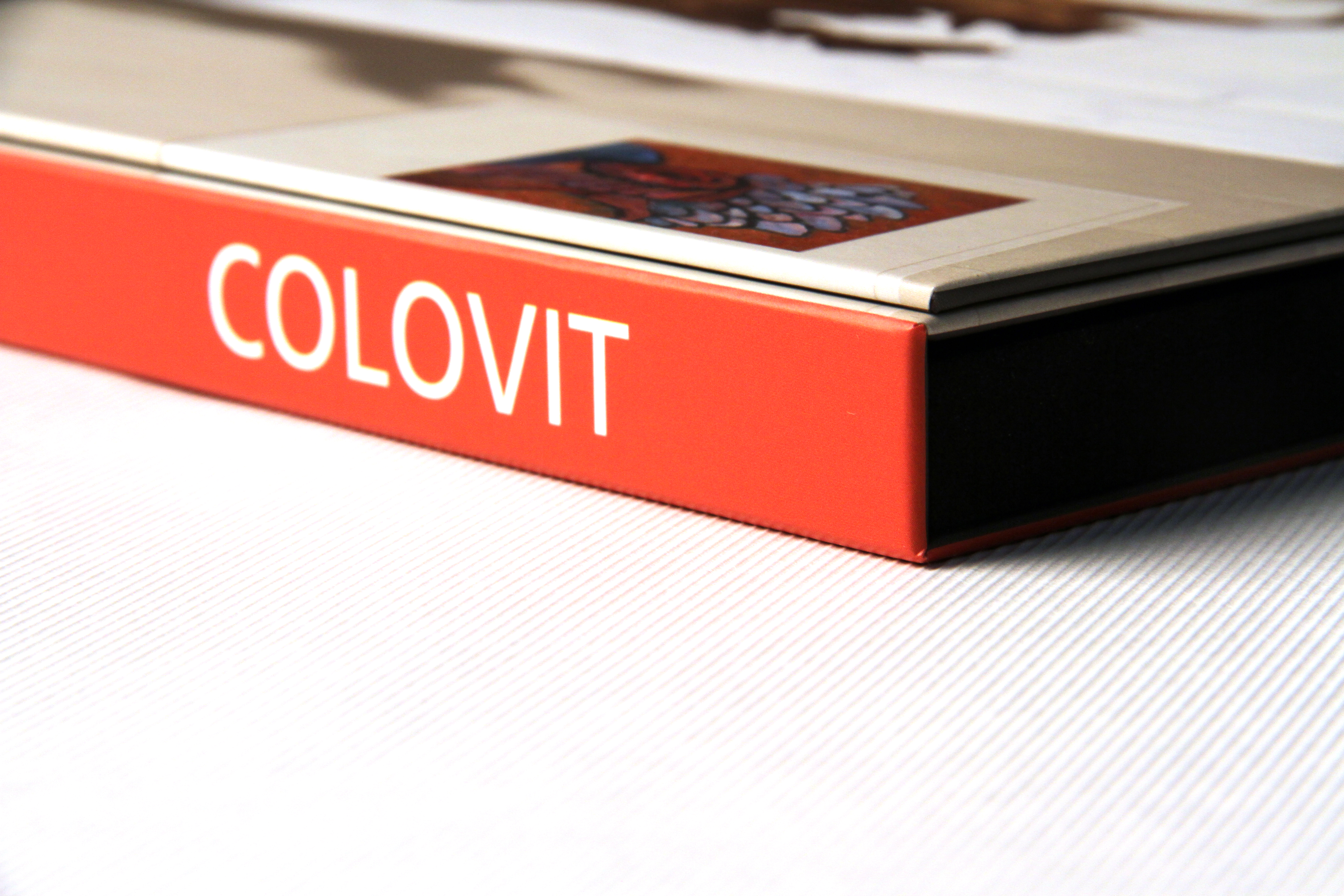 Colovit sample book with logo